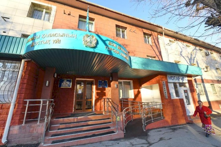 Мы видим, как преображается наш город - алматинцы о любимом мегаполисе