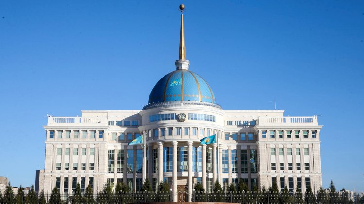 Глава государства принял руководителя оркестра «Отырар сазы»