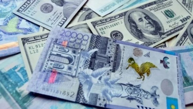 Расчетный курс доллара на 2023 год определили в Казахстане