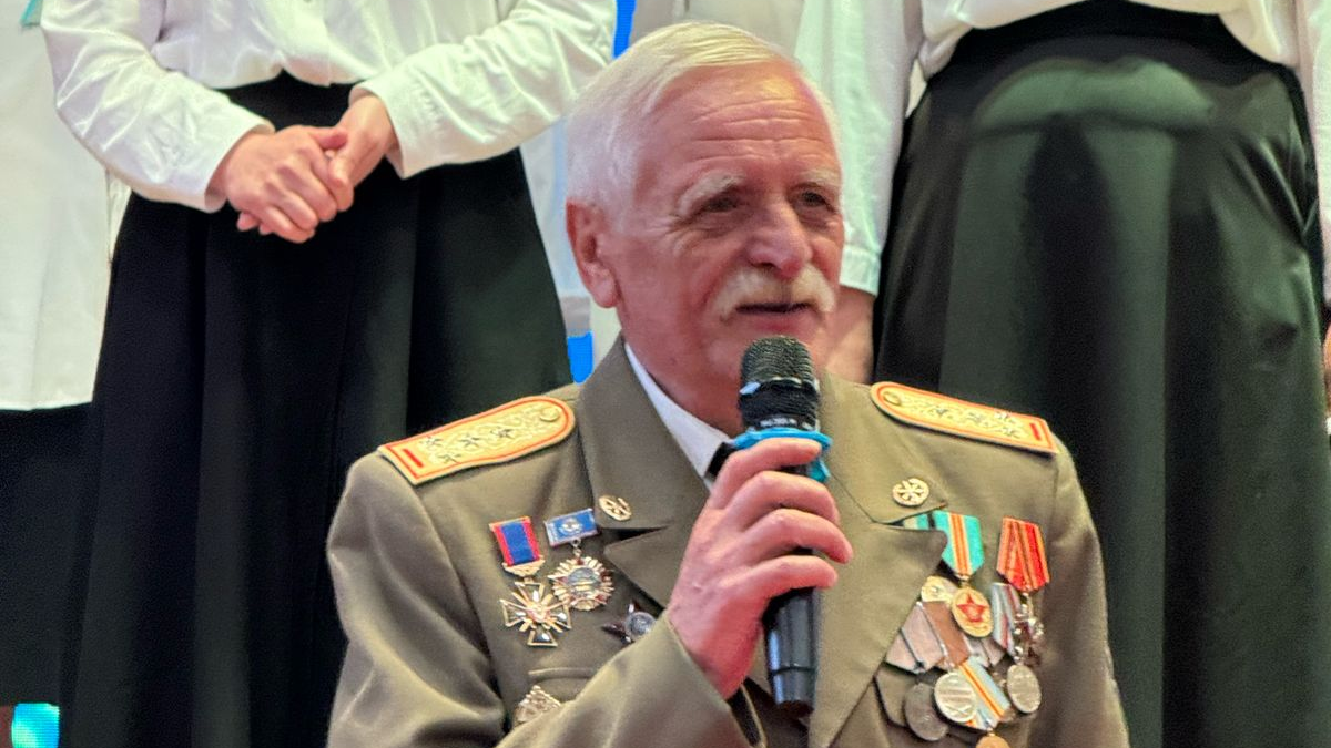 Школьники Алматы почтили память героев Великой Отечественной войны