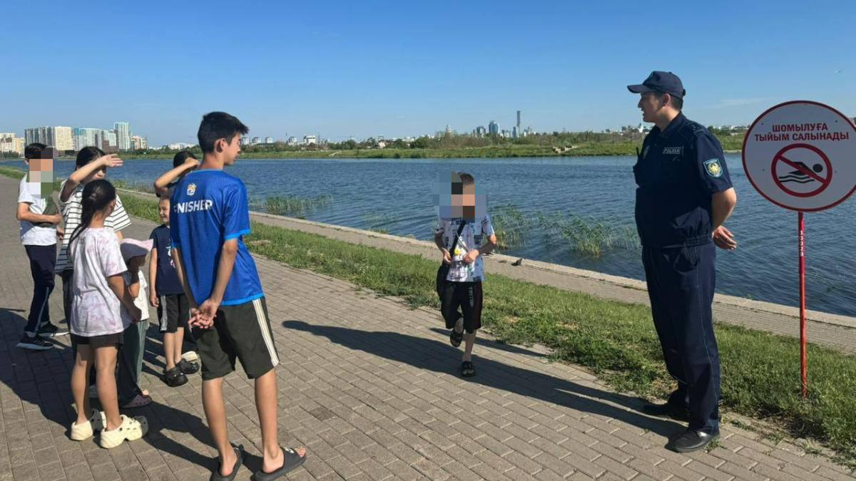 Полиция усилила рейды на пляжах Астаны